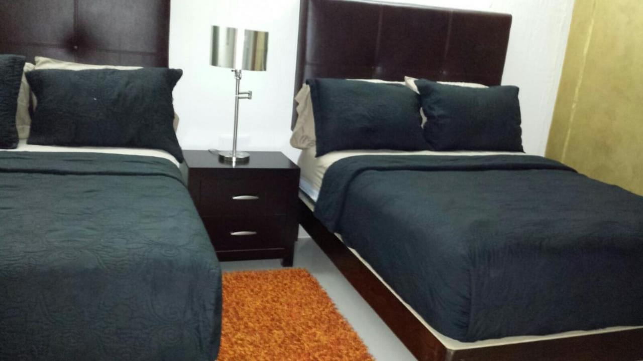 Premier Hotel Suites ซิวดัด โอเบรกอน ภายนอก รูปภาพ