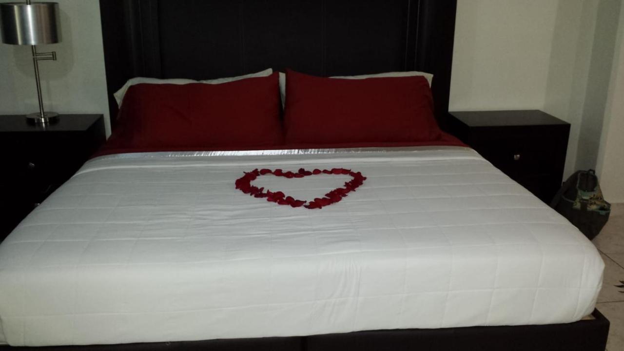 Premier Hotel Suites ซิวดัด โอเบรกอน ภายนอก รูปภาพ